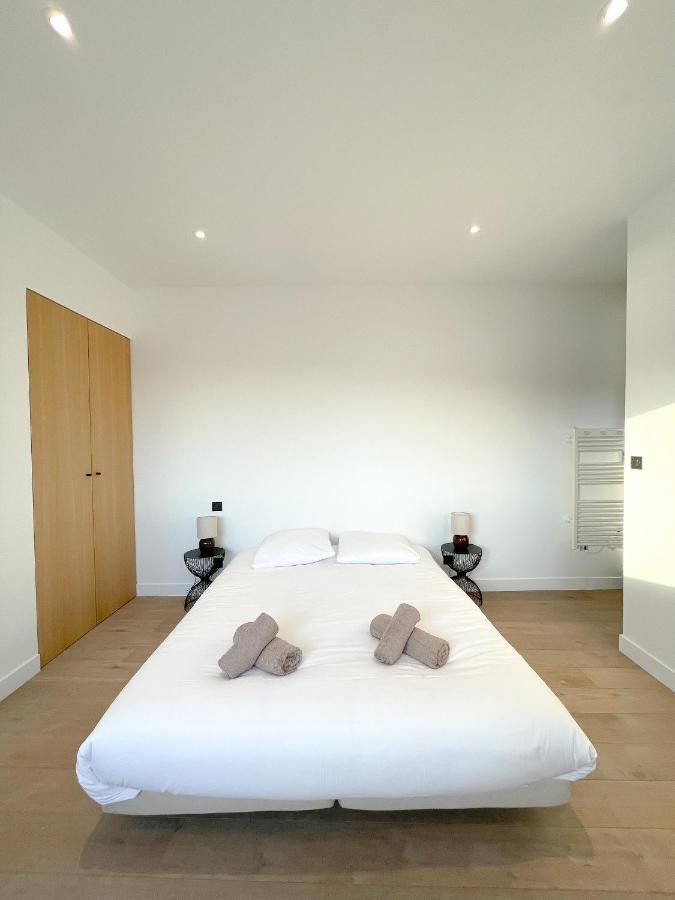 Villa d'exception sur la plage, centre Cassis Extérieur photo